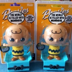 FUNKO POPSIES CHARLIE BROWN